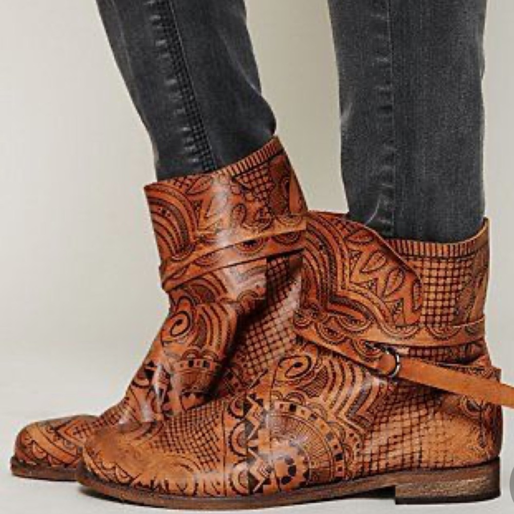 Henna printed booties